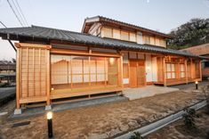 Asian Farmhouse, Japanese Mansion, Round Gazebo, Korean Architecture, Japanese Restaurant Design, Japanese House Design, Korean Cafe, Asian House