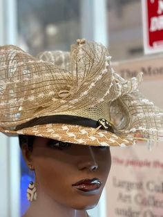 This is a sting brim Zulu hat. It short and cute. We call it cutie on duty hat. The fabolous hat is a true statement. It can be dress up or down. Crown Hat are very common when you do not want to wear a Headwrap. This is a Spring or Summer dress hat that says "I'm  ready, lets go.'' It has a different look at every turn . The short brim hat is adorned with imported Cowrie shells and bone beads from Africa to make a prosperous statement. Don't delay order yours today. Womens Wide Brim Hats, African Crown, Short Brim Hat, Church Suits And Hats, African Hats, Large Brim Hat, Brown Hat, Women Church, Church Hat