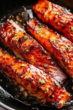 Firecracker Salmon Recipe on Yummly. @yummly #recipe Firecracker Salmon Recipes, Firecracker Salmon, Salmon Dinner Recipes, Oven Salmon, Resep Smoothie, Easy To Make Dinners