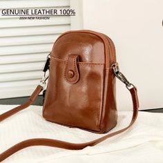 SPECIFICATIONSBrand Name: LUYIAIXIHandbags Type: Chest BagsMain Material: GENUINE LEATHERGenuine Leather Type: Cow LeatherLining Material: PolyesterShape: BaguettePlace Of Origin: HE BEI ProvincePlace Of Origin: HE BEI ?ProvinceOrigin: Mainland ChinaCN: HebeiHardness: SOFTPattern Type: SolidInterior: Interior Slot PocketInterior: Cell Phone PocketInterior: Interior Zipper PocketInterior: Interior CompartmentDecoration: NONEExterior: Open PocketOccasion: VersatileClosure Type: zipperGender: WOMENStyle: fashionModel Number: Ac_0226Number of Handles/Straps: SingleSize: 19cm*6cm*14cmtote bags for women: Luxury Handbags Women Bags Designerwomen Shoulder Bag: High Quality Soft Leather Shoulder Crossbody Bags for WomenCrossbody Bags for Women: Luxury Handbags Women Bags Designer