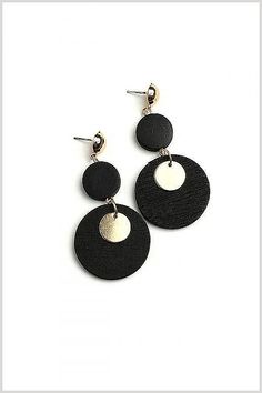 Jewelry Minimalist - Who doesn't enjoy getting a great offer from leading brands. Click to see more TODAY! Layer Earrings, Disk Earrings, Diy Leather Earrings, Double Earrings, Earrings Double, Geode Earrings