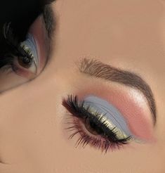 Gray Outfit Makeup, Gray Makeup, Makeup Nails Designs, Creative Eye Makeup, Blue Eyeshadow, Eye Makeup Art