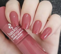 Note Nail Polish, Nail Paint Shades, Beauty Hacks Nails, Blush Nails, Pink Nail Polish, Pink Nail, Fancy Nails, Nail Paint