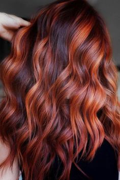 Copper Pintura Highlights Curly, Sunflower Hair Color, Copper Hair Color Ideas, Red Hair Trends, Copper Balayage, Copper Hair Color, Long Red Hair