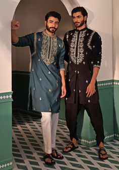 Emerald Green Embroidered Silk Kurta Set Shreyansh - Fabilicious Fashion Hand Embroidery Beads, Hole Embroidery, Kurta Designs Men's, Indian Wedding Clothes For Men, Silk Kurta Set, Wedding Kurta For Men, Boys Kurta Design, Black Kurta, Wedding Dresses Men Indian