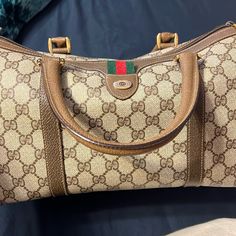 Never Used Pre-owned Gucci Shoulder Bag For Travel, Pre-owned Classic Gucci Bags, Luxury Pre-owned Shoulder Bag With Double Handle, Luxury Pre-owned Double Handle Shoulder Bag, Pre-owned Luxury Gucci Shoulder Bag, Pre-owned Gucci Top Handle Bag, Elegant Pre-owned Monogram Canvas Bag, Bags Vintage, Gucci Bags