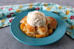 Easy Peach Cobbler Recipe | Just A Pinch Recipes