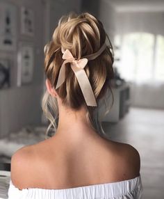 Updo Inspiration, Modern Updo, Holiday Party Hair, Dry Curly Hair, Easy Updo Hairstyles, Bridal Styles, Holiday Hair, Gorgeous Hair Color, Holiday Hairstyles