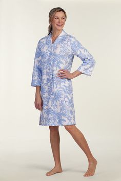 Snuggle up in style with our Quilt-In-Knit Short Robe, featuring a beautiful blue floral pattern, complete with snaps, 3/4 sleeves, and 2 side pockets, perfect for lounging. Style #: 859844 QUILTED KNIT ROBE: This short quilted robe is super cozy with 3/4 length sleeves and two pockets! It's perfect on its own or over your favorite gown. DESIGNED IN THE US: Our women's robes are built with lasting quality in mind, we durably construct our women's sleepwear with the best materials and quality sti Quilted Robe, Blue Floral Pattern, Women's Sleepwear, Knit Short, Womens Robes, Knit Shorts, Sleepwear Women, Favorite Things Gift, Beautiful Blue