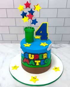 Super Mario Round Cake, Mario Star Cake, Super Mario Theme Cake, Easy Super Mario Cake Ideas, Super Mario Smash Cake, Mario Bday Cake, Super Mario Birthday Party Cake, Mario Cake Buttercream, Mario Themed Birthday Cake