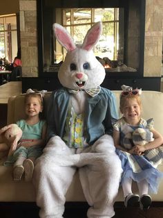 49+ Easter Egg Hunts & Festivals Around Denver In 2023 - Mile High on the Cheap Adult Scavenger Hunt, Bunny Ears Headband, Community Park, Wind-up Toys, Easter Basket Stuffer, Castle Rock, Tree Free, Mile High, Easter Party