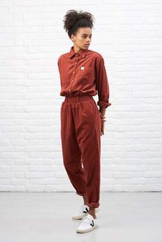 Our Organic Corduroy Jumpsuit is here! We've used a lightweight corduroy which is 100% organic cotton with certified Low Impact dye. Designed in the UK by Lucy and Yak. Handmade in India. Ash Pink, Lucy And Yak, Cute Skirt Outfits, Boiler Suit, Cotton Jumpsuit, Cute Skirt, Shell Buttons, Coconut Shell, Looks Style