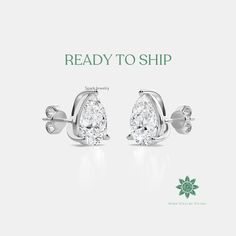 ✥ E A R R I N G S    D E T A I L S ✥ ♦ Main Stone: Lab Grown Diamond ♦ Cut: Pear Cut ♦ Shape: Pear ♦ Earring Metal: 14K Gold ♦ Finish: White Gold ♦ Closure: Screw Back and Push Back ♦ Stamping: " 14k " ✥D I A M O N D∙   D E T A I L S✥ ♦ Our exquisite lab-grown diamond jewelry is not only ethically sourced, ensuring eco-friendliness and sustainability, but also boasts unparalleled quality and sparkle. With a perfect 10/10 hardness rating, each piece is trusted, certified, and designed to dazzle, providing you with both luxury and peace of mind ♦ Stone Size: 0.5 CTTW to 4 CTTW ♦ Color: F/G ♦ Clarity: VS + ♦ Certification: IGI Certified  ( Only For 2 CTTW to 4 CTTW ) ✥ Certification ✥ ♦ Our exquisite range of stud earrings, featuring diamonds from 2 carats total weight CTTW to 4 CTTW, comes w Timeless Cubic Zirconia Pear-shaped Diamond Earrings, Pear-shaped Cubic Zirconia Earrings With Diamond Cut, Pear-shaped Cubic Zirconia Diamond Earrings, Classic Pear-shaped Cluster Earrings With Cubic Zirconia, White Pear-shaped Cubic Zirconia Cluster Earrings, Mind Stone, Pear Earrings, Perfect 10, Bridal Gift