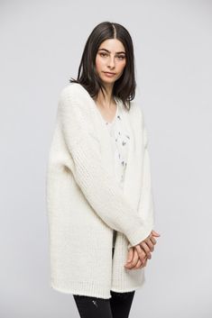 Alpaca Oversized Chunky woman  knit cardigan- Off white. Woman Cardigan, Alpaca Clothing, Knit Coat, Everyday Clothes, Handmade Knitwear, Handmade Sweater, Oversized Sweaters, Jacket Cardigan, Slow Fashion Brands