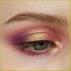 Theater Eye Makeup, Makeup For Low Eyebrows, Multichrome Eyeshadow Looks, Ethereal Eye Makeup, Summer Eyeshadow, Drag Make-up