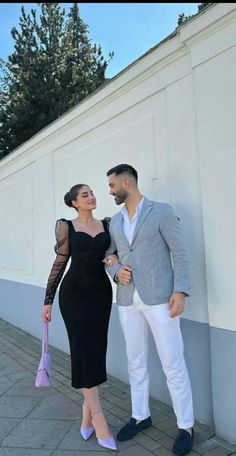 #couplegoals #cutecouple #couples #coupleposes #couplematchingoutfit #coupleaesthetics Couple Formal Dress, Formal Outfit Couple Classy, Elegant Outfit For Pregnant Women, Matchy Outfit Couple Formal, Couples Classy Outfits, Elegant Couple Photos, Couple Classy Outfits, Couples Elegant Outfits Classy, Couple Elegant Outfits