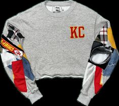 Kansas City Chiefs patchwork cropped crewneck. Reworked from vintage garments. Game day outfit.  Fits like a Medium Vintage Disclaimer: All of our vintage clothing is hand picked and curated ByBrew. Please keep in mind that by choosing vintage clothing, there is a risk of preexisting wear and tear. That's what makes it so unique! We do our best to photograph and explain the conditions in which all items are, however if you have any specific questions, don't hesitate to contact us. Kansas City Outfit Women, Kansas City Chiefs Outfit Ideas, Vintage Patchwork Tops For Streetwear, Kansas City Chiefs Game Day Outfit, Kansas City Chiefs Outfit Woman, Chiefs Outfit Woman, Chiefs Game Day Outfit, Vintage Reworked Clothing, Kansas City Nfl