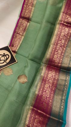 Pure Benaras kora handloom zari sarees Kora Organza Sarees, Knot Embroidery, Sarees Banarasi, Embroidery Sarees, Tussar Silk Sarees, Bridal Makeup Images, Kora Silk Sarees, Bridal Sarees South Indian