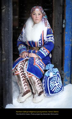 Traditional Clothing Greenland, Indigenous Winter Clothing, Traditional Inuit Clothing, Yakutian Clothing, Nenets Siberia, Russia Traditional Clothes, Yupik Clothing, Siberian Fashion