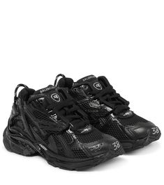 Runner sneakers Balacengia Sneakers, Black Balenciaga Track Sneakers, Balenciaga Runner Sneakers, Balenciaga Runner, Runners Outfit, Balenciaga Shoes Sneakers, Track Design, Balenciaga Runners, Shoe Storage Solutions