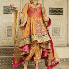 Pakistani Formal Dresses, Pakistani Bridal Wear, Bridal Dress Design, Indian Wedding Outfits, Pakistani Dress Design