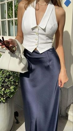 White Purse Aesthetic, Long Blue Skirt Outfit, Blue Skirt Outfit, White Vest Outfit, Outfit Long Skirt, White Shirt Outfit, Long Skirt Outfit, Outfit Vest, Purse Aesthetic