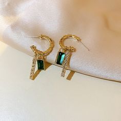 Shape: Square Material: Metal - Zinc Alloy & Crystal Item Type: Earrings Earring Type: Drop Earrings Mini Hoop Earrings, Tiny Earrings, Earrings Pearl, Earrings Green, Green Crystal, Bar Earrings, Green Crystals, Elegant Earrings, Gold Hoop