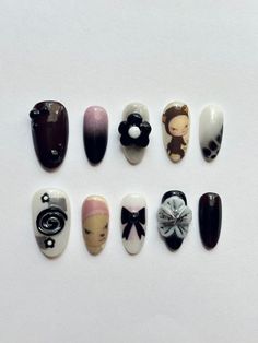 Etsy Press On Nails, Japan Nails Design, Button Nails, Nana Nails, Etsy Nails, Card Nails, Glue Storage, Band Nails