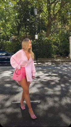 Pink Party Outfits, Pink Monochromatic Outfit, Elegantes Party Outfit, All Pink Outfit, 35 Birthday, Brunch Outfits, Europe 2024, Mode Rose, Look Legging