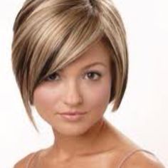 Inverted bob love this color Highlights For Dark Brown Hair, Latest Hair Color, Prom Hairstyles For Short Hair, Medium Short Hair, Brown Hair With Blonde Highlights, Edgy Short Hair, Short Hair Styles For Round Faces, Edgy Hair, Penteado Cabelo Curto