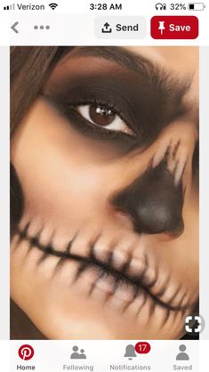 Halloween Makeup Kits, Makeup Faces, Halloween Makeup Sugar Skull, Halloween Pranks, Face Rhinestones, Makeup Scary, Amazing Halloween Makeup, Halloween Makeup Inspiration, Zombie Makeup