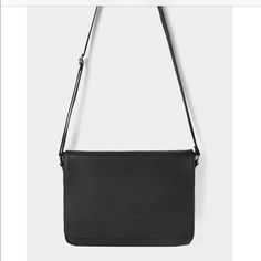 Brand New With Tag Casual Black Satchel Flap Bag, Zara Satchel With Adjustable Strap, Black Tote Flap Bag For Business, Zara Satchel With Adjustable Strap For Everyday, Black Business Tote Flap Bag, Modern Black Flap Bag With Magnetic Closure, Black Flap Bag With Magnetic Closure For Work, Modern Black Tote Flap Bag, Casual Black Flap Bag For Everyday