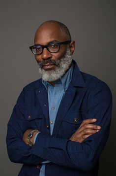 African American Man, Wearing Glasses, Chambray Shirt, Mens Street Style, Men's Style, Stylish Men