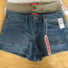 Lot Of 3 Size 11 Shorts. Union Bay And So. Short Shorts Outfit, Obx Clothes, Short Jorts, Acid Bath, Shorts Aesthetic, Trashy Outfits, Tan Shorts, Outfit Formulas, Distressed Jean Shorts