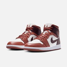 Style No. BQ6472-200 Color: Dusty Peach/Night Maroon/Sail/White The Air Jordan 1 Mid brings full-court style and premium comfort to an iconic look. Its Air-Sole unit cushions play on the hardwood, while the padded collar gives you a supportive feel. Air Jordan 1 Mid Women's Shoes. Tenis Nike Jordan, Jordan 1 Orange, Air Jordan 1 Mid Women, Jordan Air 1, Original Air Jordans, Wmns Air Jordan 1, Mid Shoes, Dusty Peach, Air Jordans Women