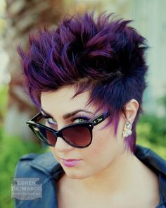 Diy Hair Spray, Plum Hair, Funky Short Hair, Spiky Hair, Fabulous Hair, Short Hair Pixie Cuts, Short Hair Trends, Hair Pixie, Short Choppy Hair