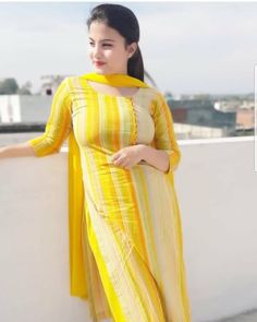 Image may contain: 1 person, standing डिजाइनर कपड़े, Indian Dresses For Women, Indian Designer Suits, Gaun Fashion, Salwar Designs, Salwar Kamiz, Punjabi Salwar Suits, Girl Attitude, Designer Dresses Indian