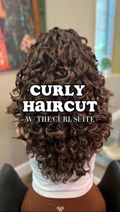 Face Framing Pieces, Framing Pieces, Curly Hair Salon, Curly Haircut, Curly Hair Problems, Hairstyles For Layered Hair, Hydrating Shampoo, Dead Ends, Hair Haircuts