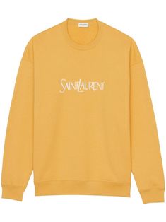 mustard yellow cotton ribbed trim crew neck logo print to the front long sleeves straight hemThis piece fits true to size. We recommend you get your regular sizeModel is 1,84m / 6ft 1in wearing size M Basic Sweaters, Yellow Sweatshirt, Knitwear Men, Yellow Sweater, Cozy Fits, Yellow Fabric, Sweater Sale, Embroidered Sweatshirts, Sweaters Knitwear