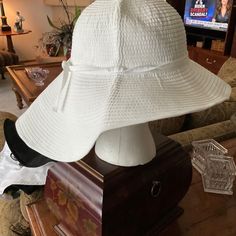 Large Brimmed, Sun Hat, New, Never Worn White Bucket Hat For Kentucky Derby, White Brimmed Cloche Hat For Vacation, White Brimmed Hat One Size, White Brimmed Summer Cloche Hat, White One Size Bucket Sun Hat, White One-size Bucket Sun Hat, White Wide Brim Cloche Hat, White One-size Bucket Hat, One Size White Brimmed Sun Hat