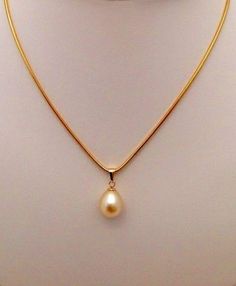 Photos Of Eyes Beautiful, Simple Chains With Pendants, Simple Dollar Chain Gold Indian, Simple Gold Chain Designs For Women Indian Daily Wear, Chain Lockets Gold Simple For Women, Simple Gold Pendent Designs, Pearl Pendant Designs Gold, 10 Grams Gold Chain Design, Small Chains Gold