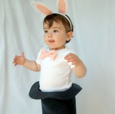 Funny Kid Costumes, Diy Fantasia, Costume Carnaval, Baby Kostüm, Creative Costumes, 31 Days Of Halloween, Couples Halloween, Fantasias Halloween, Cute Costumes