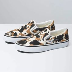 Canvas New With Box Womens Size 6-10 Cow Print Vans, Customised Vans, Cow Slippers, Women Shoes Sneakers, Polka Dot Shoes, Western Shoes, Vans Outfit, Vans Checkerboard, Pink Vans