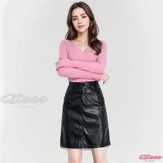 Qteee - High-waisted Sheepskin Leather Pencil Skirt with Genuine Lambskin for a Classic and Chic Look Winter Pencil Skirt For Night Out, High Waist Pencil Skirt For Winter, Casual Leather Skirt For Winter, High Waisted Leather Skirt, Velvet Midi Skirt, Leather Midi Skirt, Organza Dress, Lace Bodycon, Leather Pencil Skirt