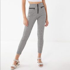 Brand New, Super Cute Pants. Stretchy Material, Could Fit A 25/26 Ribbed Flares, Gingham Pants, Button Pants, Cropped Linen Pants, Cropped Pants Women, Urban Outfitters Pants, Cute Pants, Printed Wide Leg Pants, How To Hem Pants