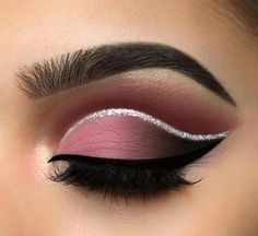 Mac Eye Makeup, Matte Eye Makeup, Glam Eyeshadow, Shimmer Eye Makeup, Pretty Eye Makeup, Bright Eye Makeup, New Year's Makeup, Formal Makeup, Glitter Eye Makeup