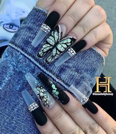 Ongles Bling Bling, Black And White Nail, Butterfly Nail Designs, Nails Design With Rhinestones, Manicure Tips, Cute Acrylic Nail Designs, Coffin Nails Long, Ballerina Nails