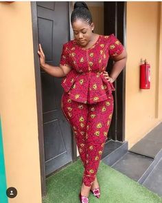 Peplum Top And Trouser, Beautiful Ankara Styles, Trendy Ankara Styles, Below The Knee Dresses, Ankara Dress Styles, Dresses By Pattern, Aso Ebi Styles