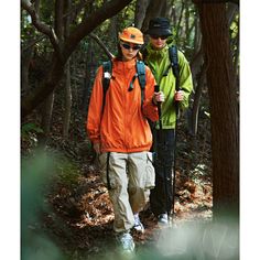 Sun Protection Hiking Outdoor Jacket  Material: 100%Polyester  Material Function: Waterproof, Anti-Fouling, Oil-Proof Size: S, M, L, XL, 2XL Color: Green, Beige, Army Green  Season: Spring, Autumn,   Occasion: Leisure, Outdoor, Daily, Vacation Mens Hiking Fashion, Hiking Outfit Men, Mens Outdoor Fashion, Japanese Mens Fashion, Hiking Men, Mens Outdoor Clothing, Orange Jacket, Hiking Jacket, Street Style Outfits Men