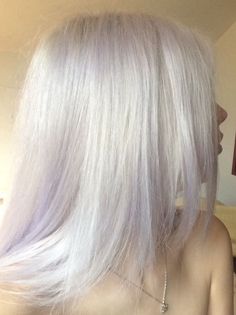 platinum blonde hair color inspo Long White Hair, Platinum Hair, Pretty Hair Color, Dye My Hair, Cut My Hair, Hair Inspiration Color, Hair Inspo Color, Dream Hair, Aesthetic Hair